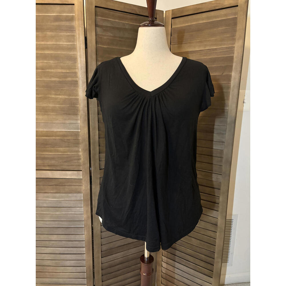 Black Plus-Size Short Sleeve Ruched V-Neck Top